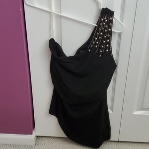 Forever 21 one sleeve tank with accents